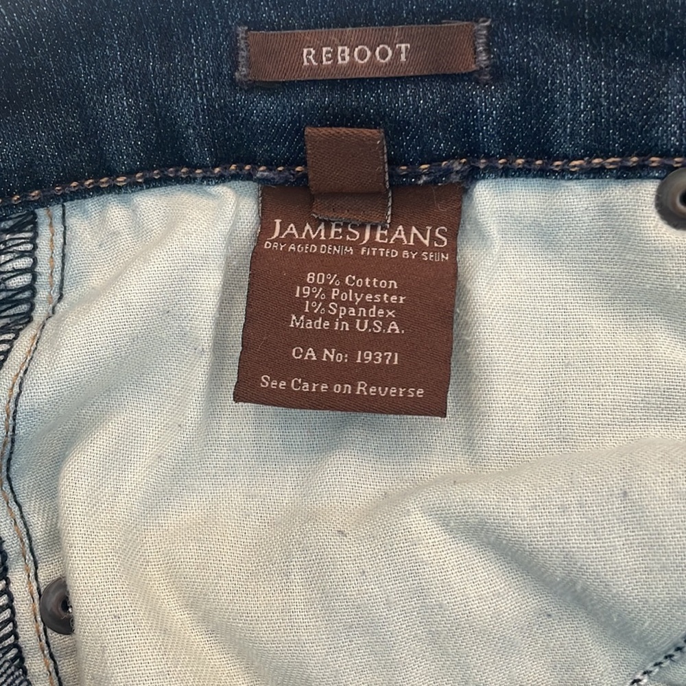James Jeans Reboot Boot Cut Dark Rinse Jeans Size 27. - Picture 9 of 12